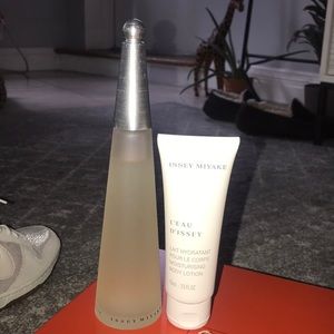 Issey miyake , l’eau d’ issey , EDT 3.3 oz